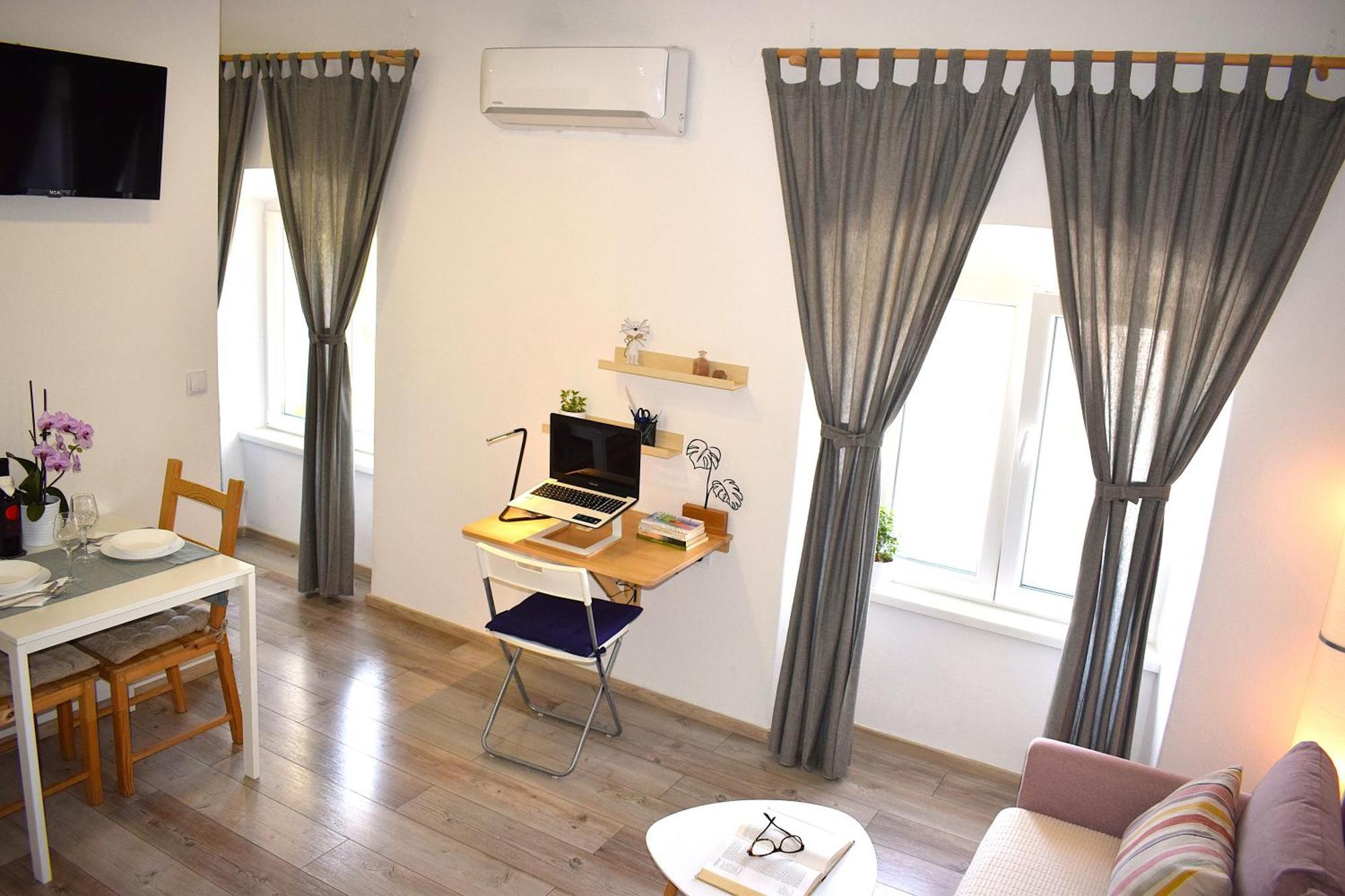 Apartman "Nicole" พูลา ภายนอก รูปภาพ