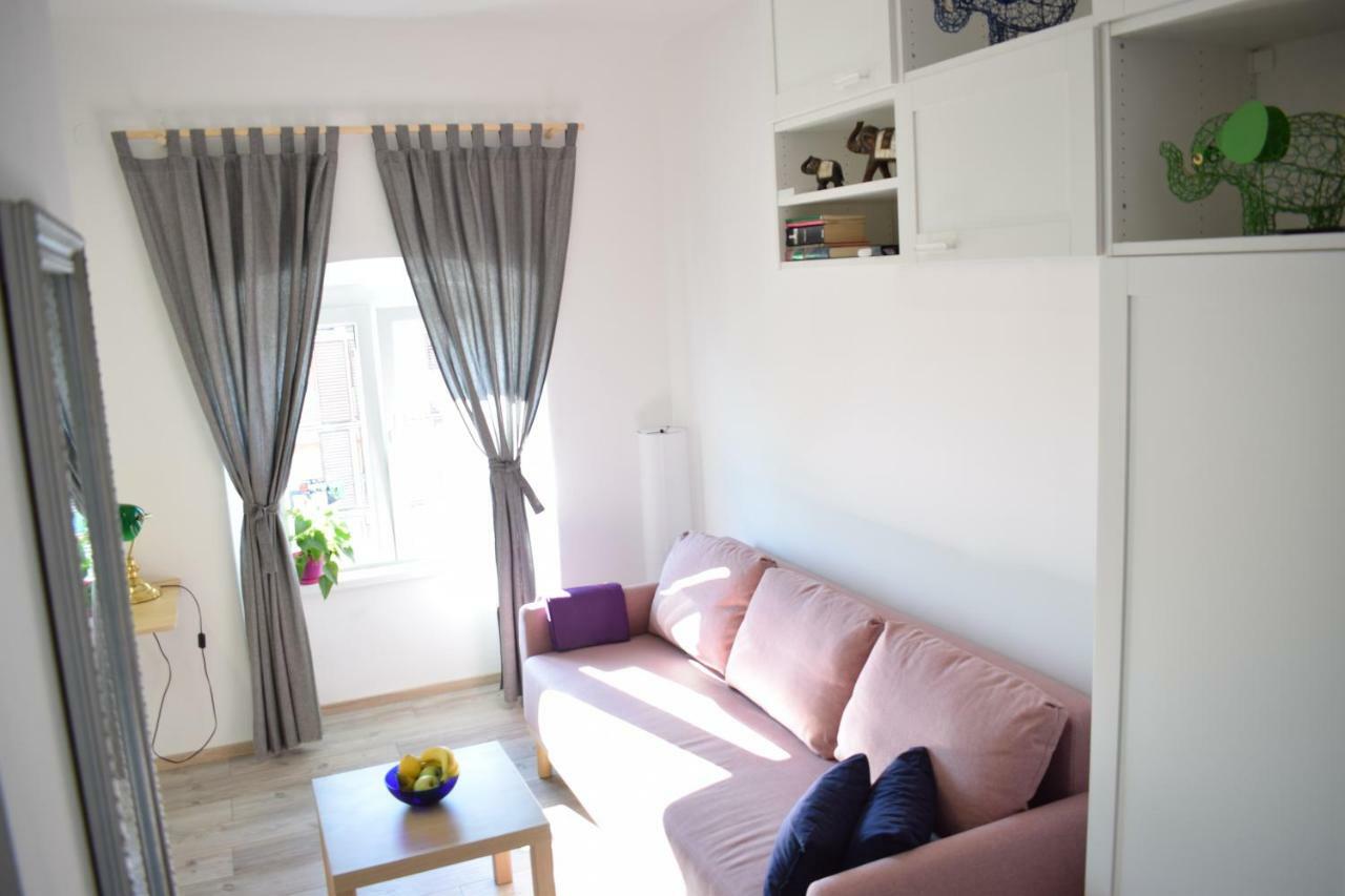 Apartman "Nicole" พูลา ภายนอก รูปภาพ
